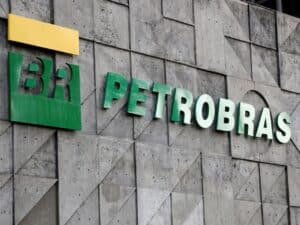 fachada do prédio da Petrobras representando preço gás natural