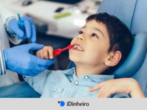 menino no dentista representando metlife dental
