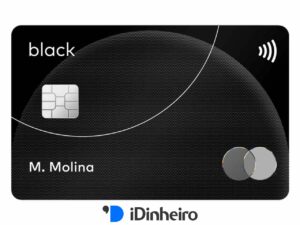 plástico de um cartão Black Mastercard